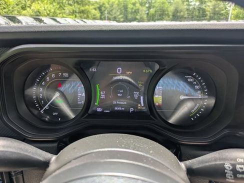 Used 2024 Jeep Wrangler Unlimited Rubicon 4xe AWD/4WD image 25