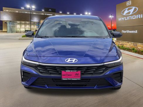 Certified 2026 Hyundai Elantra Sport FWD image 5