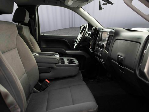 Used 2017 Chevrolet Silverado 1500 LT w/ Snow Plow Prep Package image 12