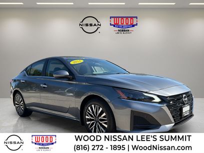 Used 2024 Nissan Altima 2.5 SV w/ SV Premium Package