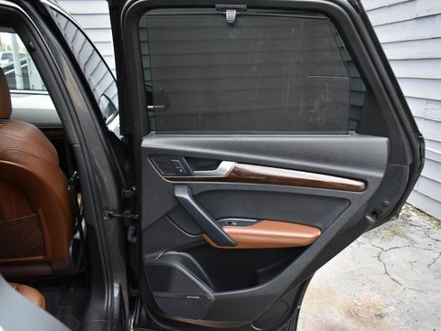 Used 2019 Audi Q5 2.0T Premium Plus AWD/4WD image 37