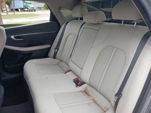 Used 2022 Hyundai Sonata SEL w/ Cargo Package FWD image 12