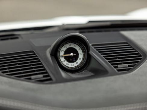 Certified 2025 Porsche 911 GT3 RWD image 52