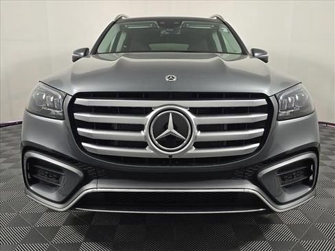New 2026 Mercedes-Benz GLS 450 4MATIC image 10