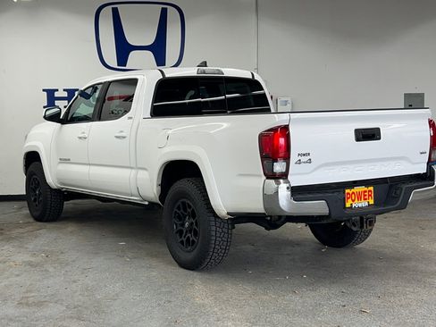 Used 2019 Toyota Tacoma SR5 image 5