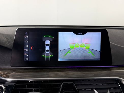 Used 2018 BMW 530i RWD image 24