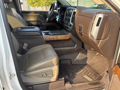 Used 2018 GMC Sierra 1500 SLT w/ SLT Premium Package RWD image 19