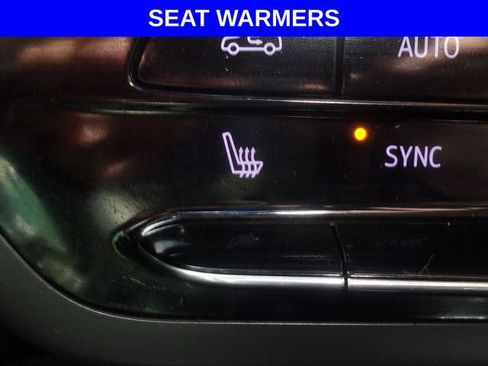 Used 2023 Buick Envision Essence FWD image 7