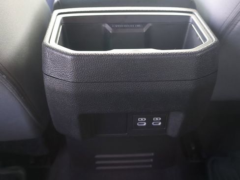 Used 2025 Toyota Tacoma TRD Sport image 24