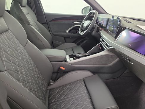 New 2026 Audi SQ5 Premium Plus AWD/4WD image 38