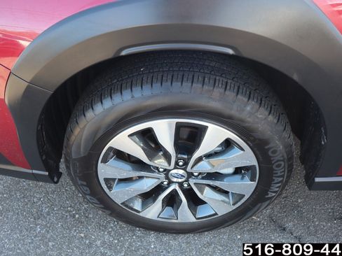 Used 2023 Subaru Outback Limited image 8