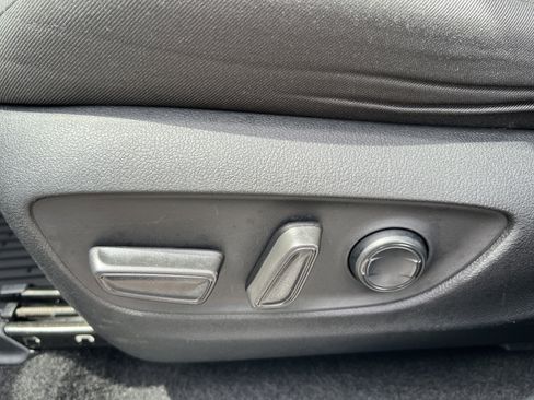 Certified 2024 Toyota RAV4 XLE FWD image 22