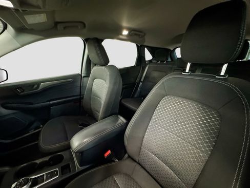 Used 2023 Ford Escape Active w/ Tech Pack #1 AWD/4WD image 23