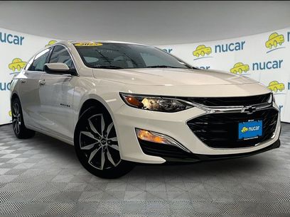 Used 2025 Chevrolet Malibu RS