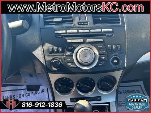 Used 2010 MAZDA MAZDA3 i Touring image 29