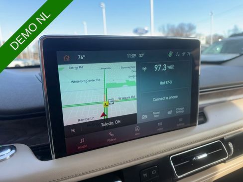 Used 2023 Lincoln Aviator Grand Touring w/ Equipment Group 301A AWD/4WD image 31
