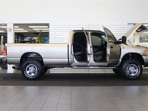 Used 2005 Dodge Ram 3500 Truck SLT w/ Trailer Tow Group AWD/4WD image 11