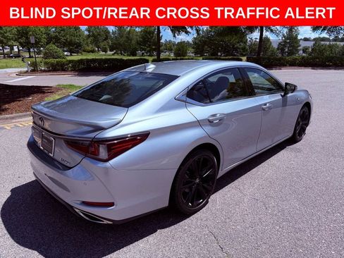Certified 2023 Lexus ES 350 F Sport w/ Accessory Package (Z2) FWD image 7