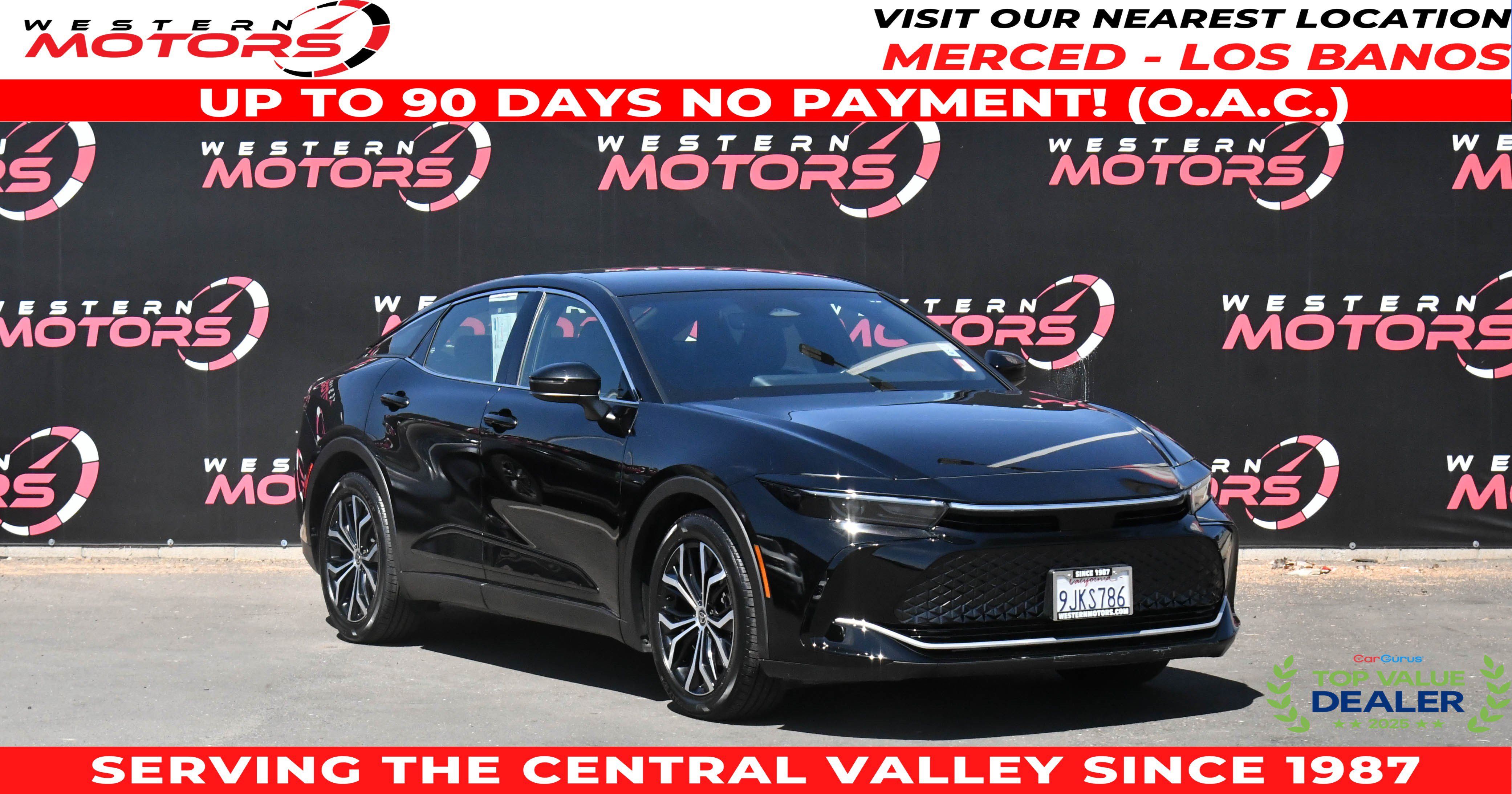 Used 2023 Toyota Crown w/ Carpet Mat Package (TMS) AWD/4WD image 1