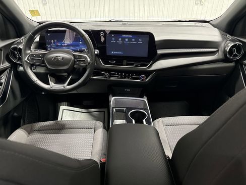 Used 2025 Chevrolet Equinox LT w/ Midnight Edition image 21