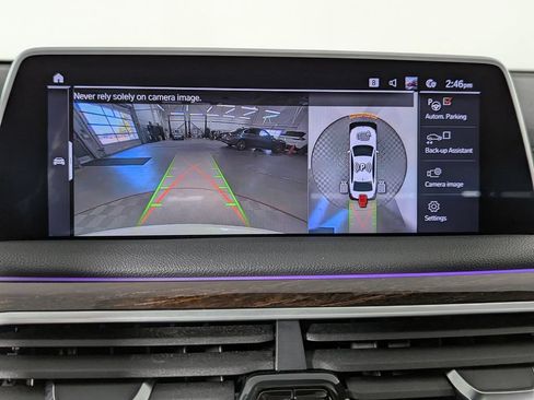 Used 2022 BMW 750i xDrive w/ M Sport Package AWD/4WD image 27
