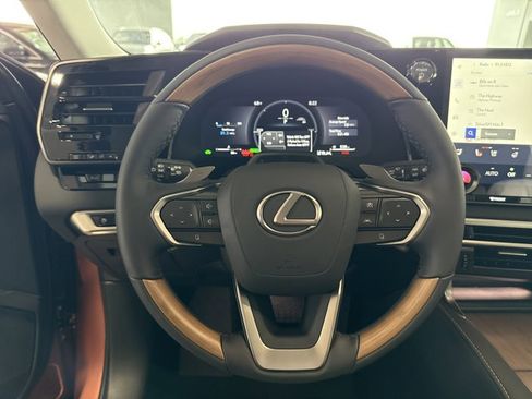 Certified 2026 Lexus RX 350 w/ Convenience Package image 13