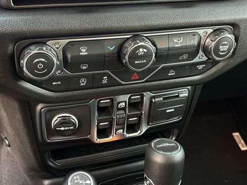 New 2026 Jeep Gladiator Sport image 26