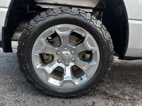 Used 2020 RAM 1500 Big Horn AWD/4WD image 9