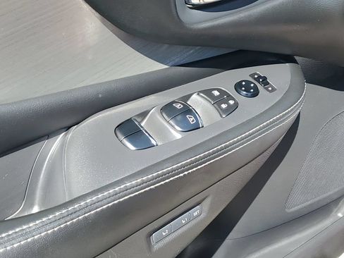 Used 2016 Nissan Murano Platinum w/ Platinum Technology Package AWD/4WD image 26