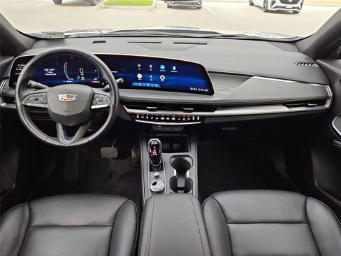 Certified 2025 Cadillac XT4 Premium Luxury FWD image 10