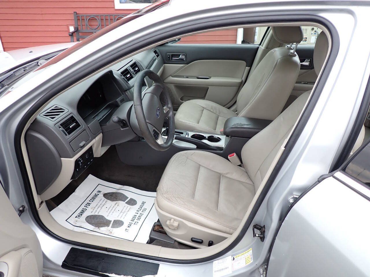 Used 2010 Ford Fusion SEL FWD image 7