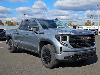 New 2026 GMC Sierra 1500 Elevation w/ Elevation Premium Package