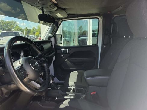 Used 2022 Jeep Wrangler Unlimited Sport AWD/4WD image 14