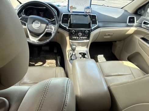 Used 2021 Jeep Grand Cherokee Limited AWD/4WD image 25