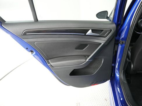 Used 2015 Volkswagen Golf R 4-Door AWD/4WD image 31