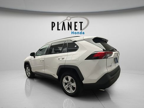 Used 2019 Toyota RAV4 XLE w/ Convenience Package AWD/4WD image 6