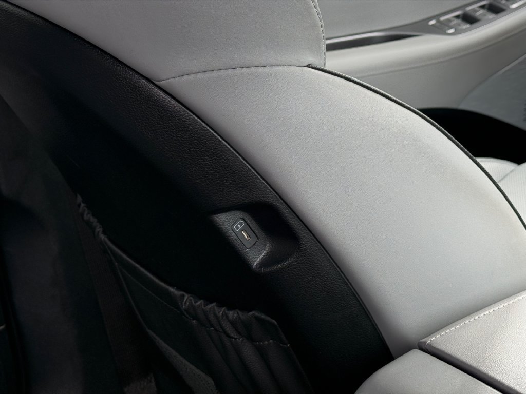 Used 2024 Hyundai Palisade SEL FWD image 23