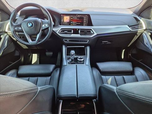 Used 2021 BMW X6 xDrive40i w/ Executive Package 2 AWD/4WD image 18