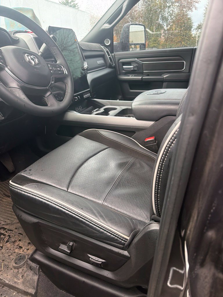 Certified 2025 RAM 3500 Laramie AWD/4WD image 7