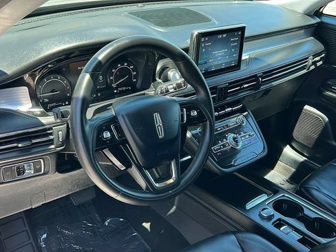 Certified 2022 Lincoln Corsair FWD image 12