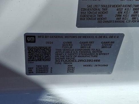 Used 2024 GMC Sierra 1500 SLT w/ SLT Premium Plus Package image 30