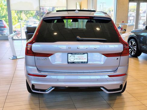 New 2026 Volvo XC60 B5 Ultra w/ Climate Package AWD/4WD image 5