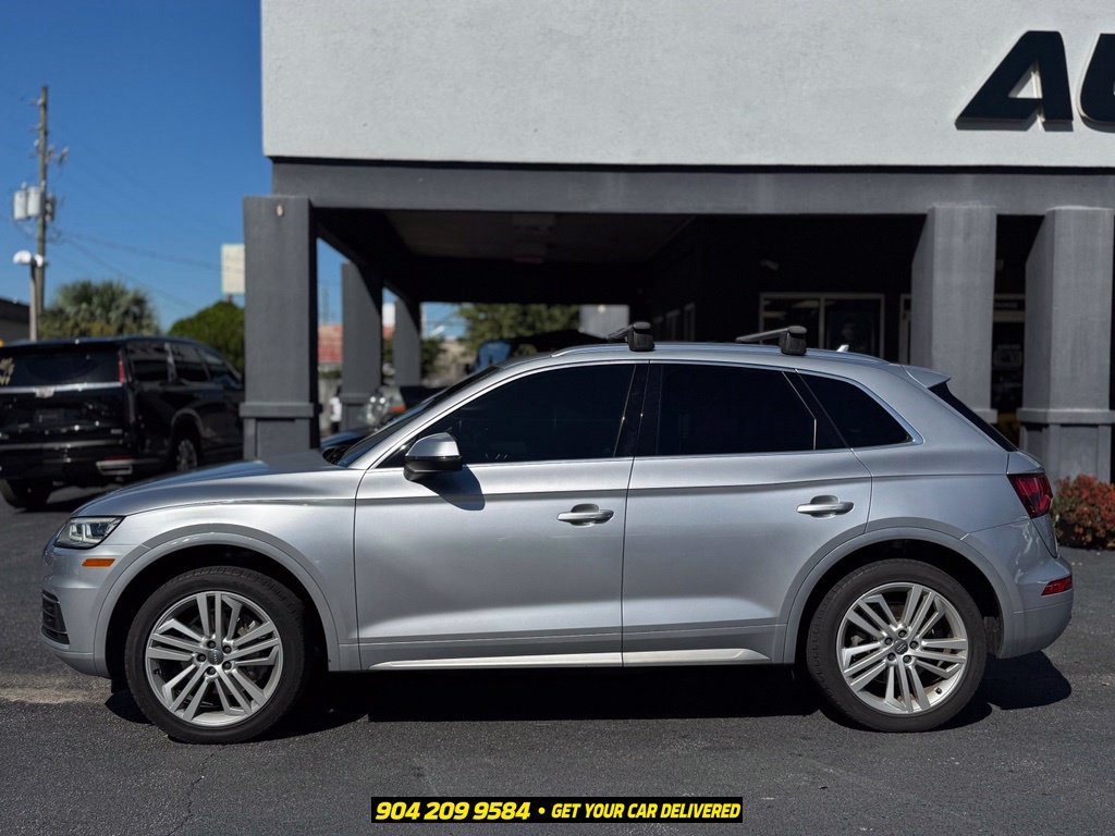 Used 2019 Audi Q5 Premium w/ Premium Plus Package AWD/4WD image 4