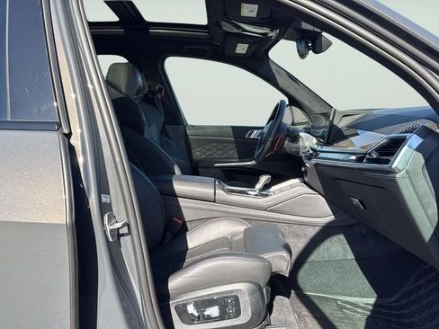 Used 2025 BMW X5 M Competition image 12