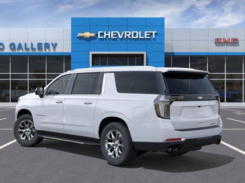 New 2026 Chevrolet Suburban Premier image 3