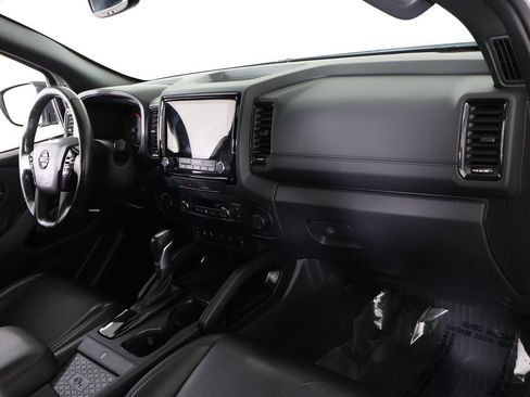Used 2022 Nissan Frontier PRO-4X w/ Pro-4X Premium Package AWD/4WD image 31