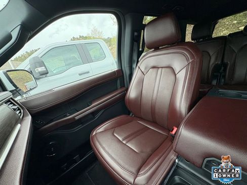 Certified 2024 Ford Expedition Limited image 23
