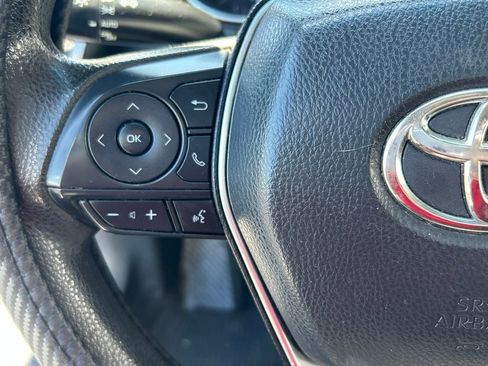 Used 2019 Toyota Camry LE FWD image 17
