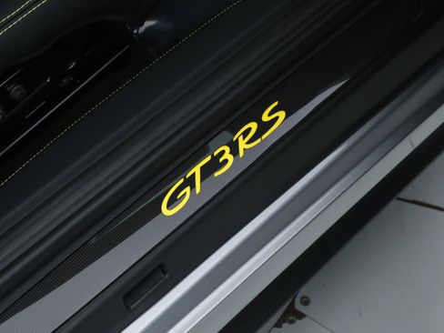 Used 2016 Porsche 911 GT3 RS RWD image 41