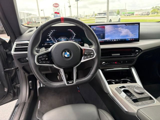 Used 2026 BMW M440i Convertible w/ Premium Package RWD image 19